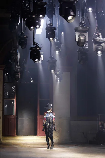 Look 47